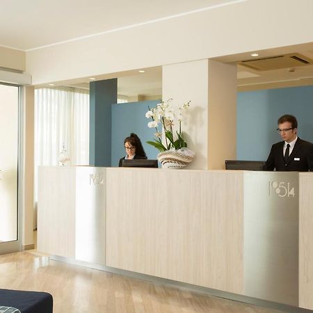 Hotel Las Vegas Лидо ди Йезоло Екстериор снимка